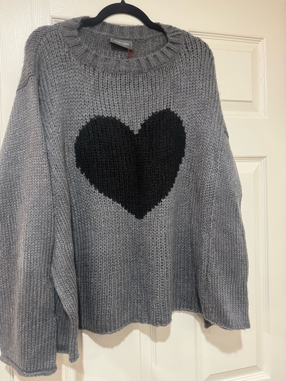 Wooden Ships/Big Heart Top/Sweater/Gunmetal/Black/Size XL/NWT! NEVER WORN!